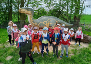 A my się dinozaura nie boimy i zdjęcie z nim robimy