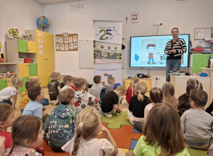 Segregujemy od najmłodszych lat – zajęcia z ZGWK w przedszkolu